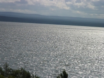 Мадуйское озеро перед грозой